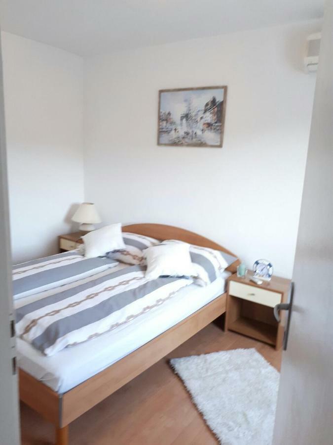 Appartement Apartman Andela à Tisno Extérieur photo